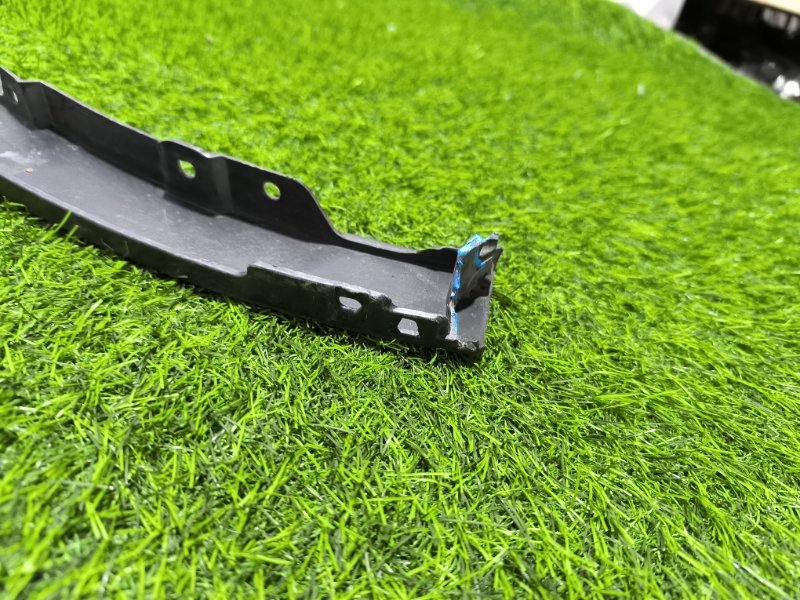 Накладка бампера Kia Sorento 4 перед. лев. (б/у)