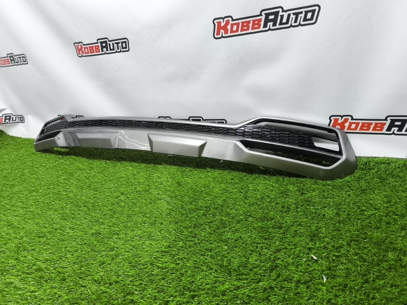 Накладка бампера Kia Sorento 4 задн. (б/у) Накладка бампера Kia Sorento 4 задн. (б/у)