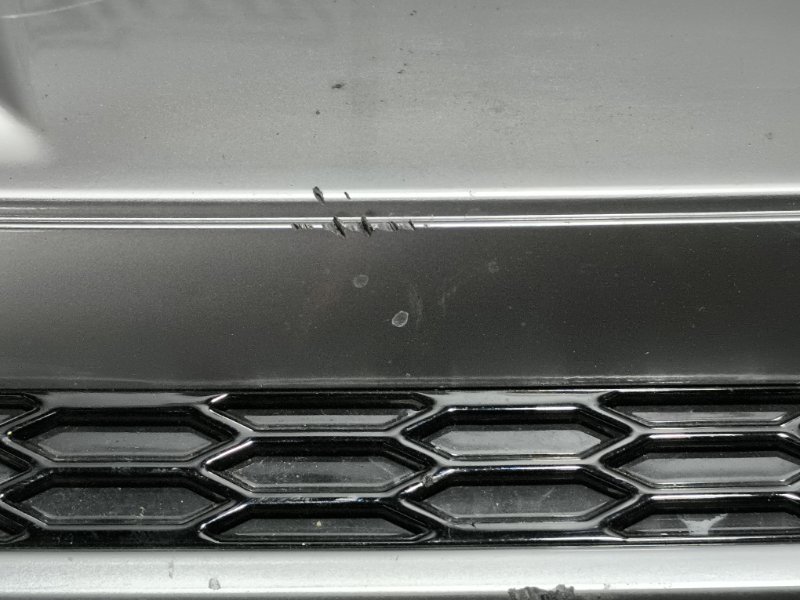 Накладка бампера Kia Sorento 4 задн. (б/у) Накладка бампера Kia Sorento 4 задн. (б/у)