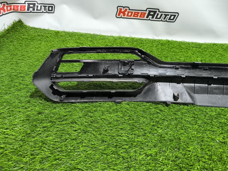 Накладка бампера Kia Sorento 4 задн. (б/у) Накладка бампера Kia Sorento 4 задн. (б/у)