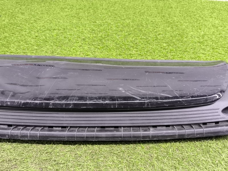 Накладка бампера Hyundai Aslan задн. (б/у) Накладка бампера Hyundai Aslan задн. (б/у)