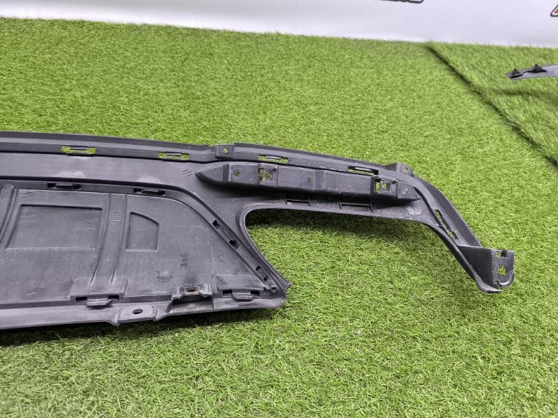 Накладка бампера Hyundai Aslan задн. (б/у) Накладка бампера Hyundai Aslan задн. (б/у)