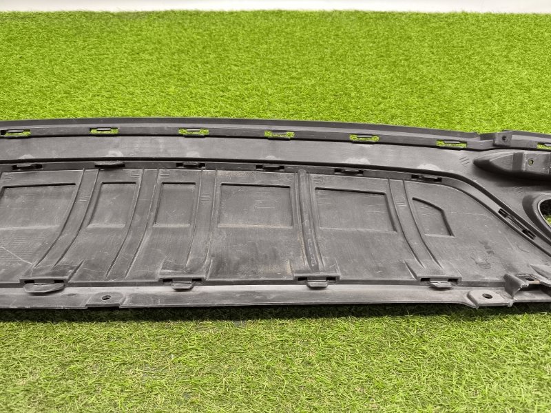 Накладка бампера Hyundai Aslan задн. (б/у) Накладка бампера Hyundai Aslan задн. (б/у)