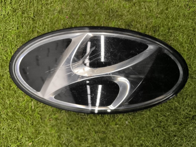 Эмблема передняя Hyundai Grandeur