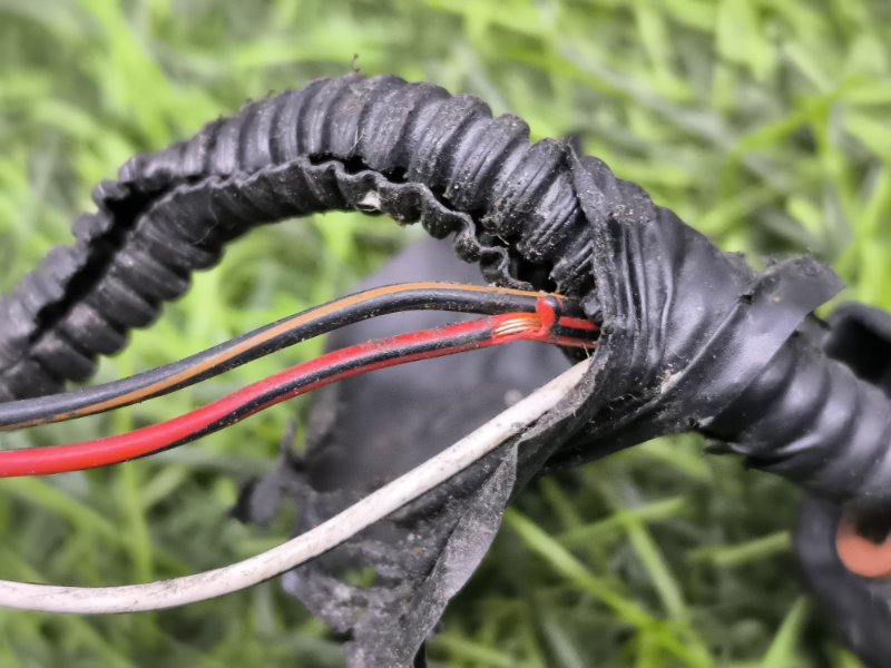 Проводка парктроников Hyundai Tucson 4 задн. (б/у) Проводка парктроников Hyundai Tucson 4 задн. (б/у)