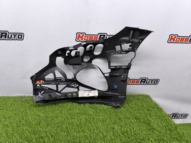 Кронштейн бампера передний правый E-Class W214