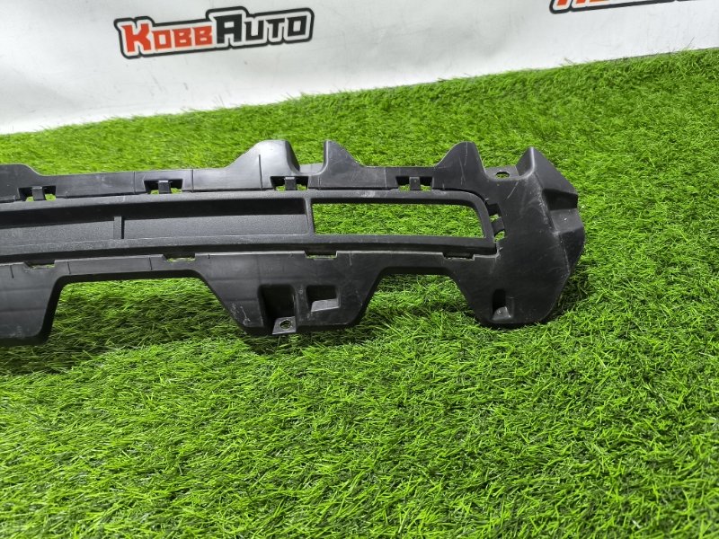 Накладка бампера нижняя задняя Gv70 JK1