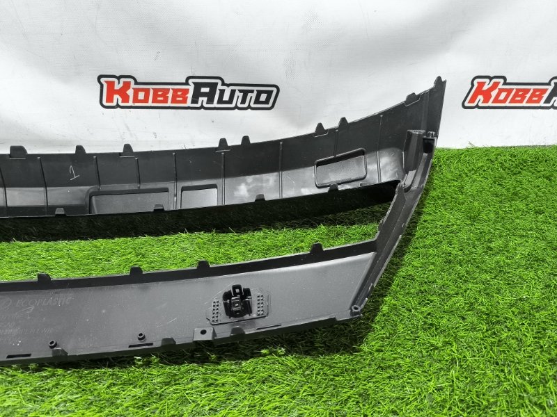 Накладка бампера передняя Tucson NX4