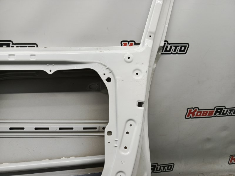 Дверь боковая передняя правая GV70 JK1
