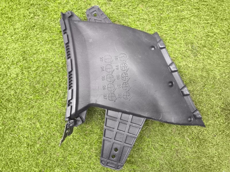 Воздуховод бампера передний левый Palisade LX2
