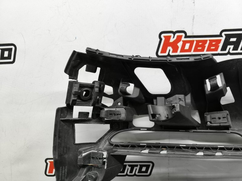 Кронштейн бампера передний левый Boxster 982