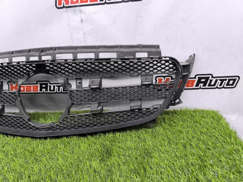 Решетка радиатора E-Class W213