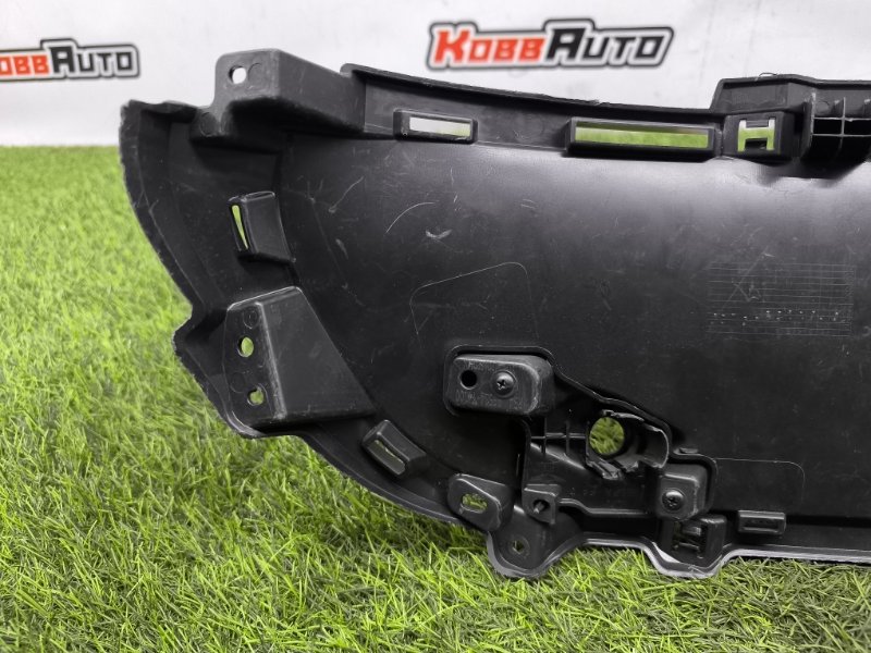 Накладка бампера нижняя Genesis G90 RS4 перед. прав. (б/у) Накладка бампера нижняя Genesis G90 RS4 перед. прав. (б/у)