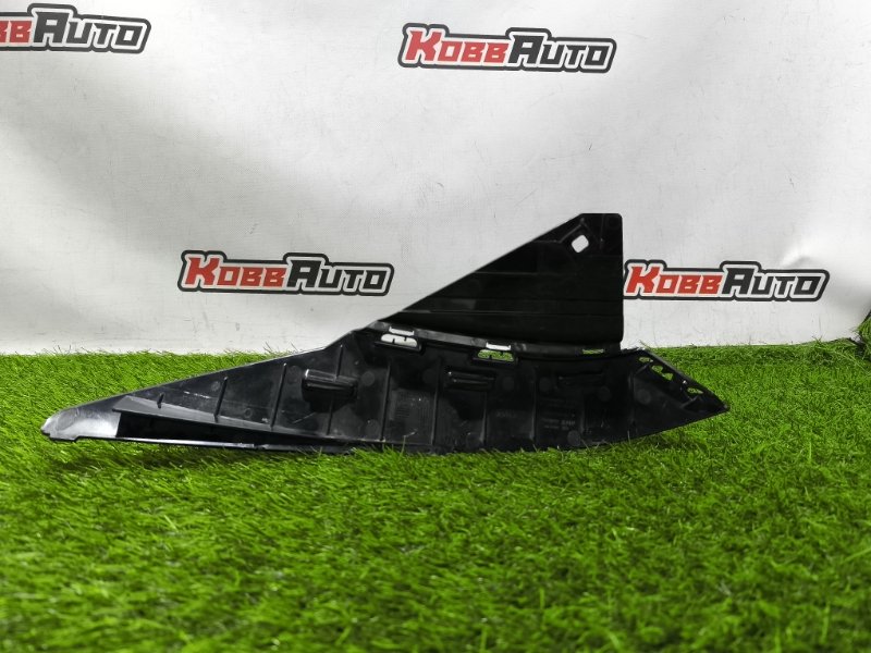 Кронштейн бампера передний правый CLA-Class W118
