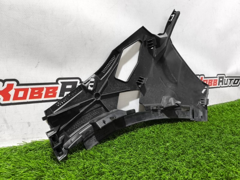 Кронштейн бампера передний левый glb X247