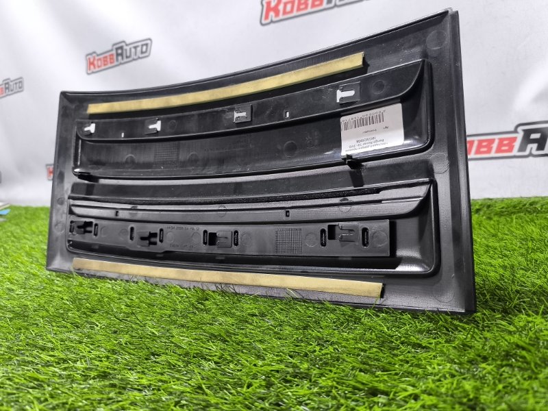 Накладка двери правая Range Rover 2013-