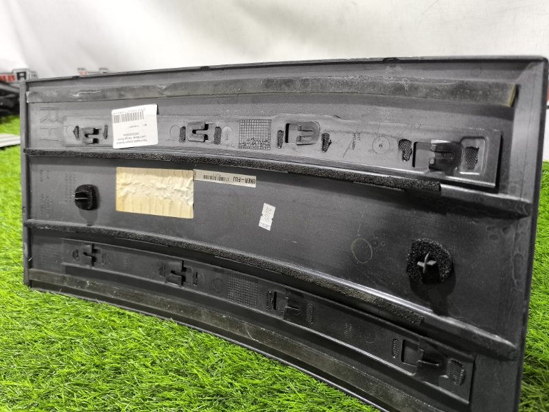 Накладка двери правая Range Rover 2014-