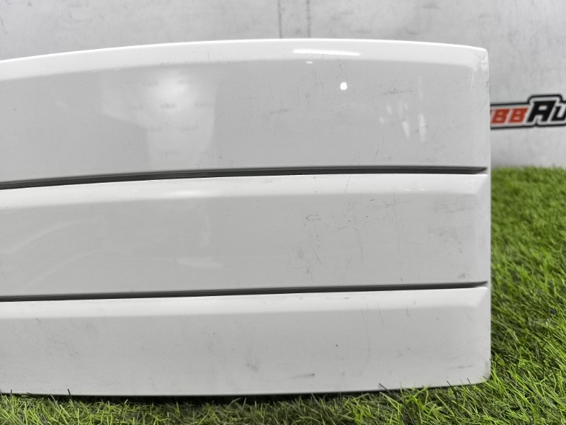 Накладка двери левая Range Rover L405
