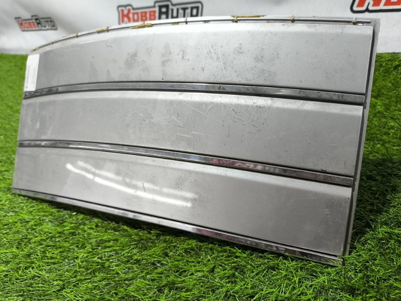 Накладка двери передняя правая Land Rover Range Rover L405