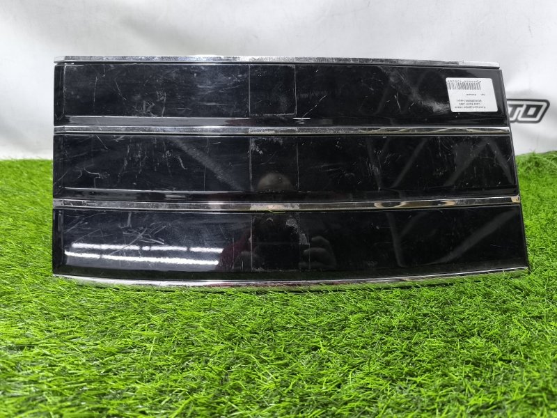 Накладка двери левая Range Rover L405