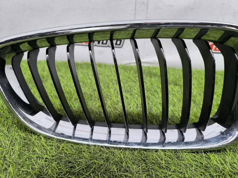 Решетка радиатора передняя правая BMW 3 F34