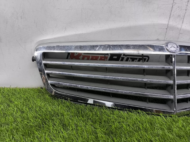 Решетка радиатора C-Class W204
