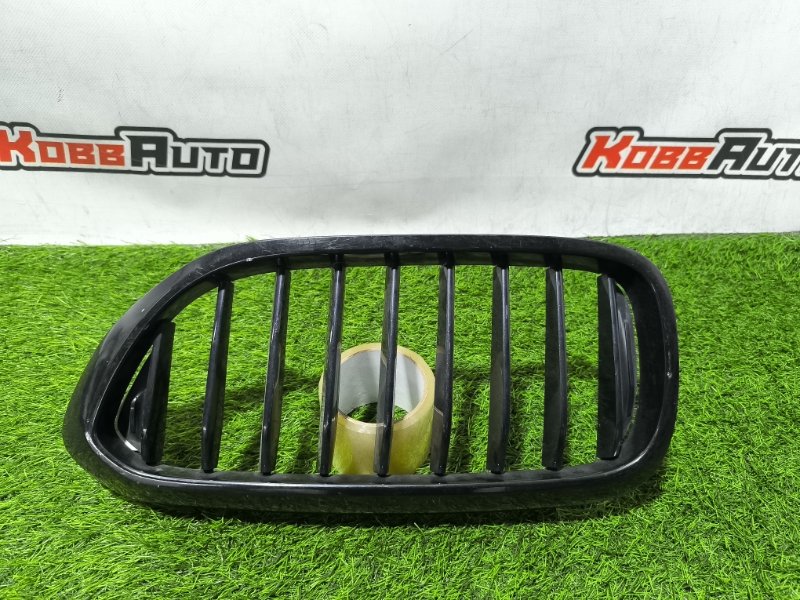 Решетка радиатора передняя левая 5-Series G30
