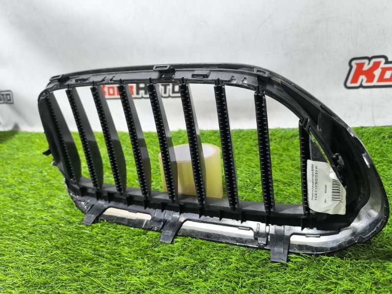 Решетка радиатора передняя левая 5-Series G30