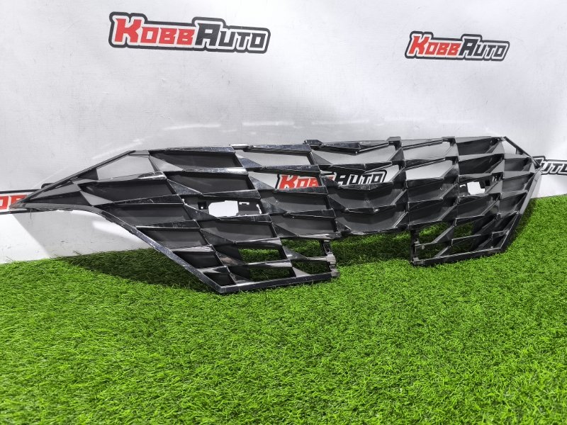 Решетка радиатора Hyundai Elantra