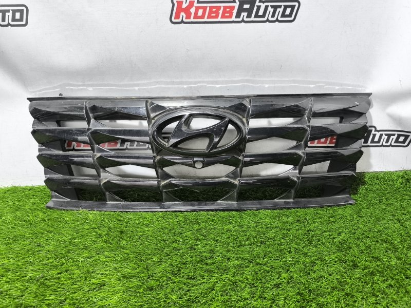 Решетка радиатора Hyundai Tucson NX4 контрактная