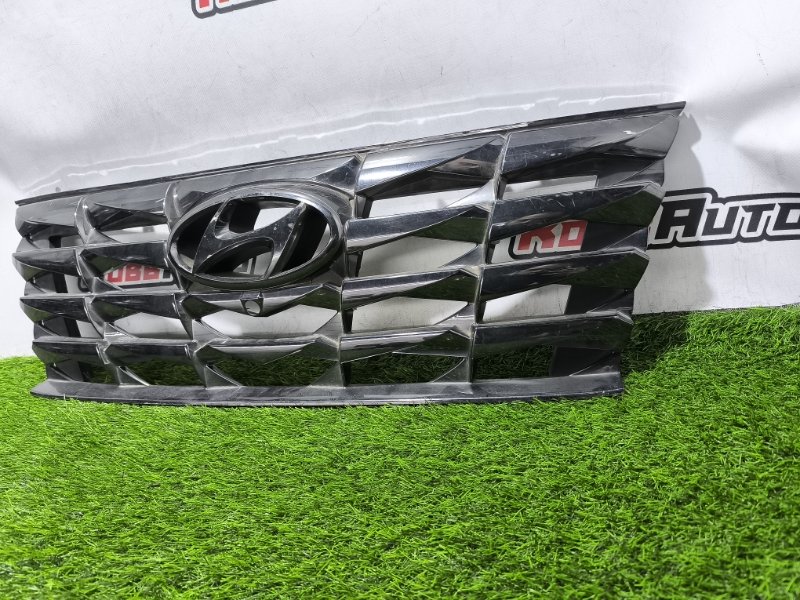 Решетка радиатора Tucson NX4
