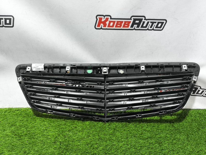 Решетка радиатора S-Class W221