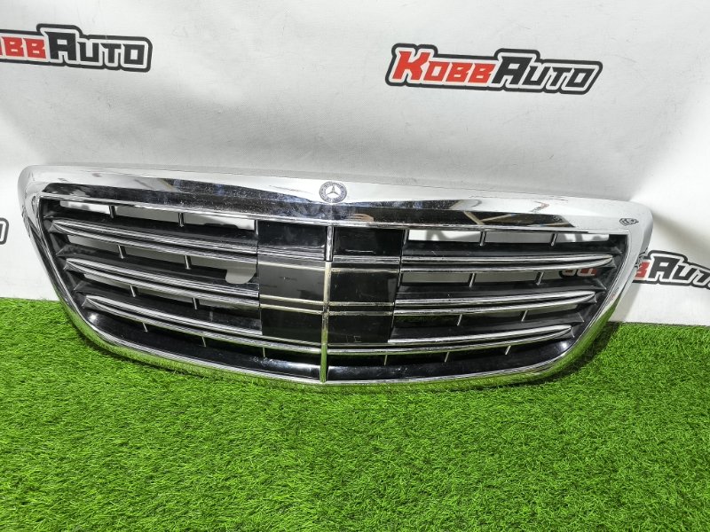 Решетка радиатора S-Class W222