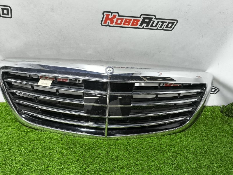 Решетка радиатора S-Class W222