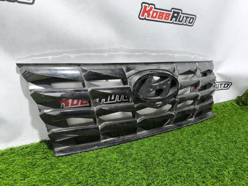 Решетка радиатора Tucson NX4