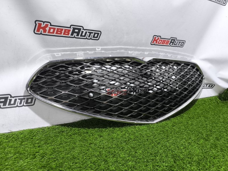 Решетка радиатора G90 RS4
