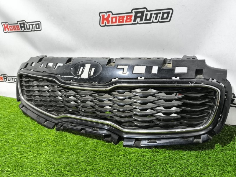 Решетка радиатора Kia Sportage