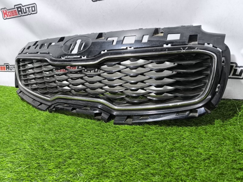 Решетка радиатора Sportage