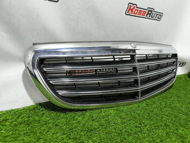 Решетка радиатора Mercedes-Benz E-Class W213