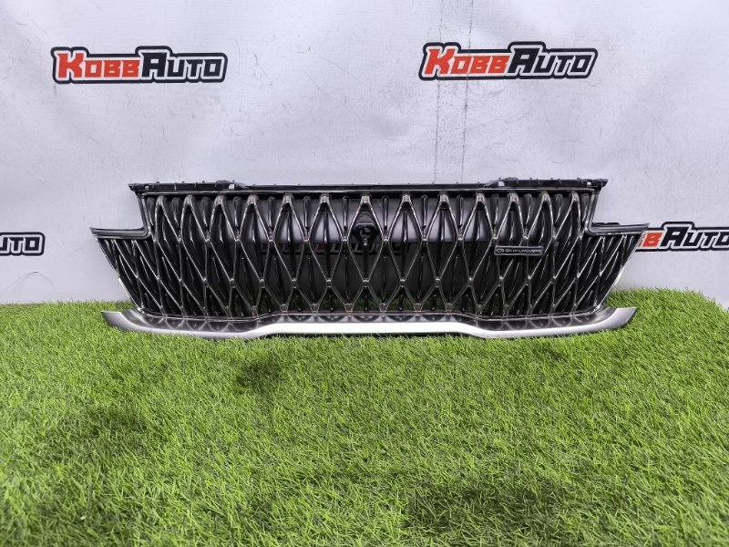 Решетка радиатора Kia Carnival контрактная