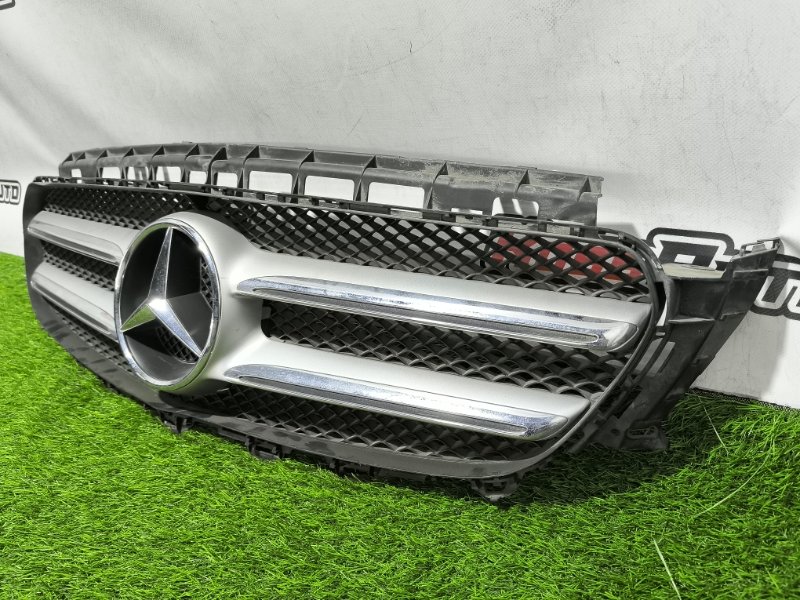 Решетка радиатора E-Class W213