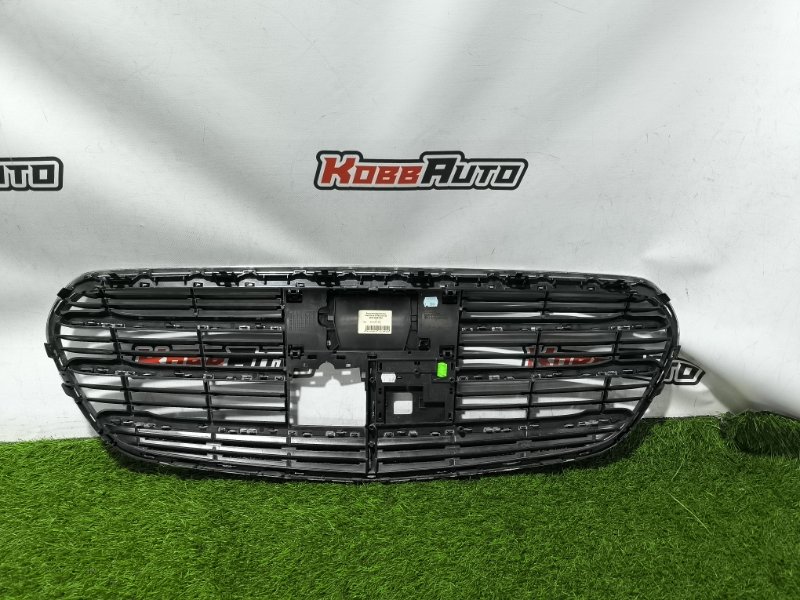 Решетка радиатора S-Class W223