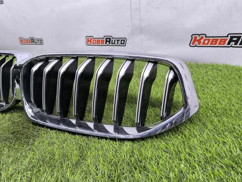 Решетка радиатора 6-Series G32