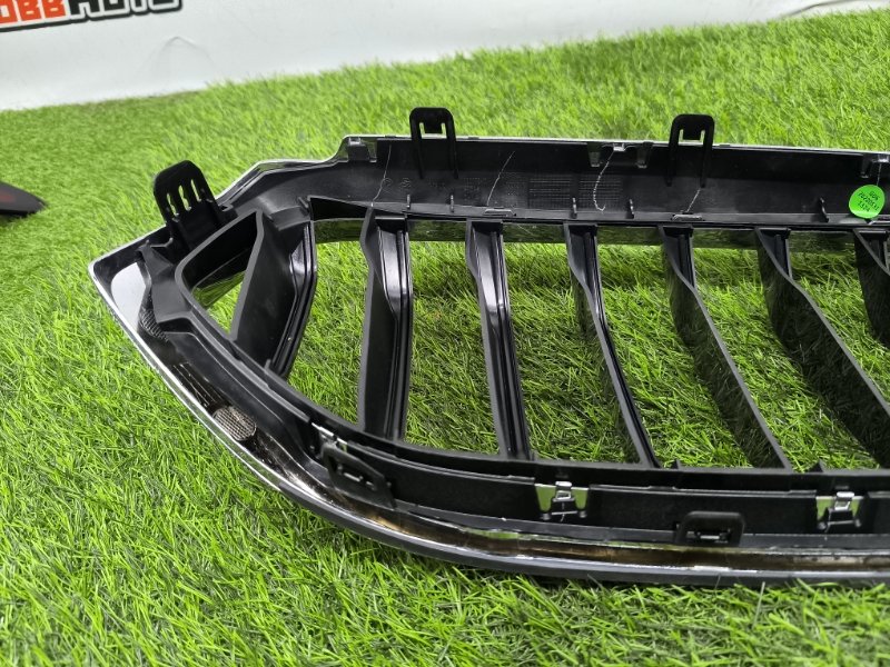 Решетка радиатора 6-Series G32