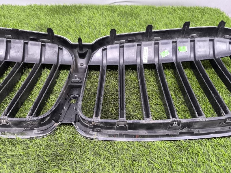 Решетка радиатора 7-Series G11