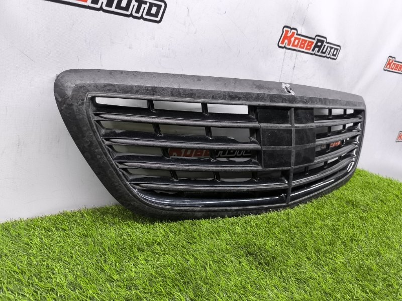 Решетка радиатора S-Class W222