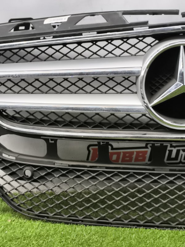 Решетка радиатора Mercedes-Benz CLS C218