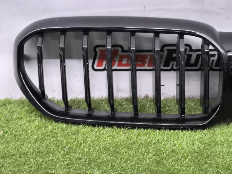 Решетка радиатора 5-Series G30