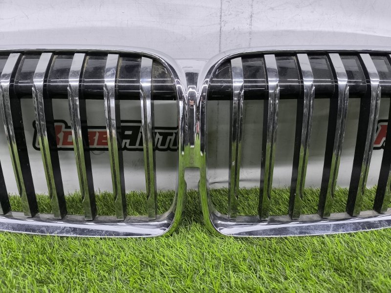 Решетка радиатора 7-Series G11