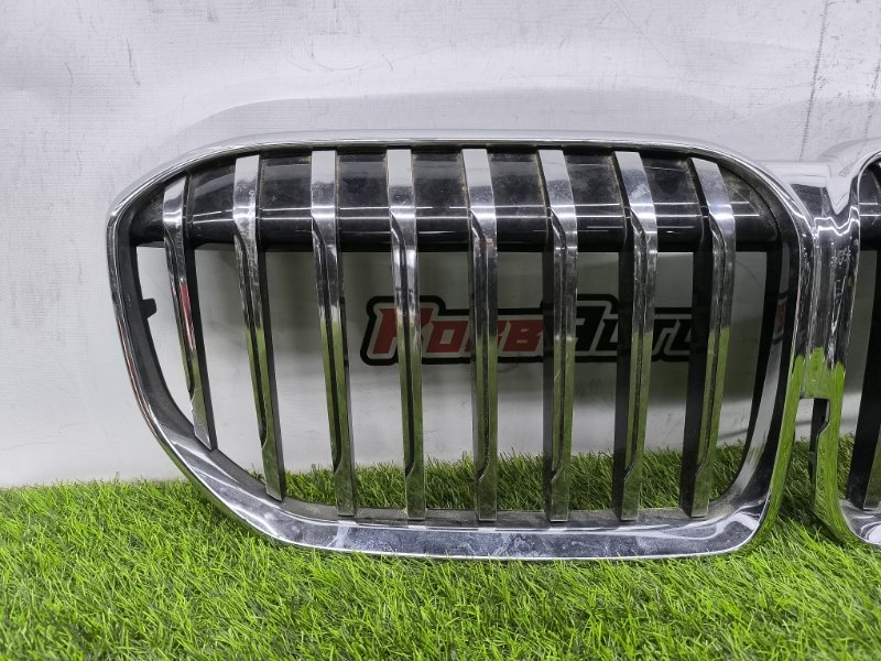 Решетка радиатора 7-Series G11